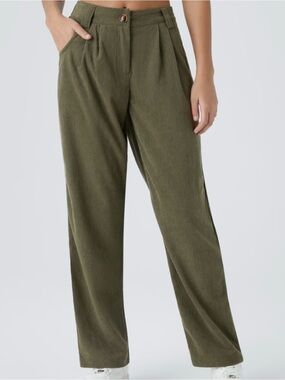 Halara corduroy wide leg pants in olive green sz Medium for women